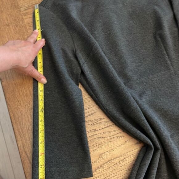 ESTELLE AND FINN CHARCOAL SHEATH DRESS.  3/4 SLEEVE.  ELEGANCE PERSONIFI… - Picture 9 of 14